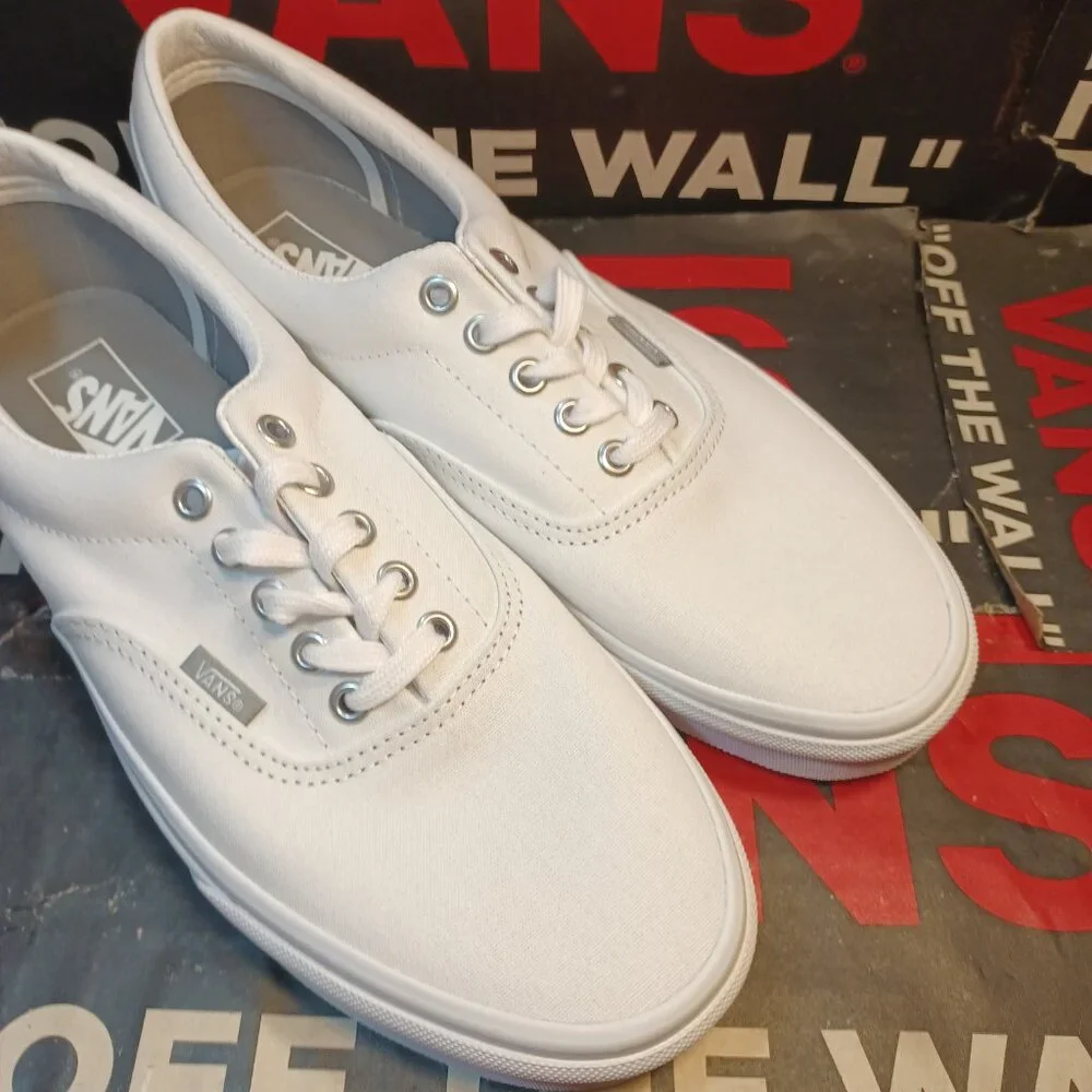 Vans Men's 13 Era Mix True White /True White Classic Canvas VN000VHQAOB